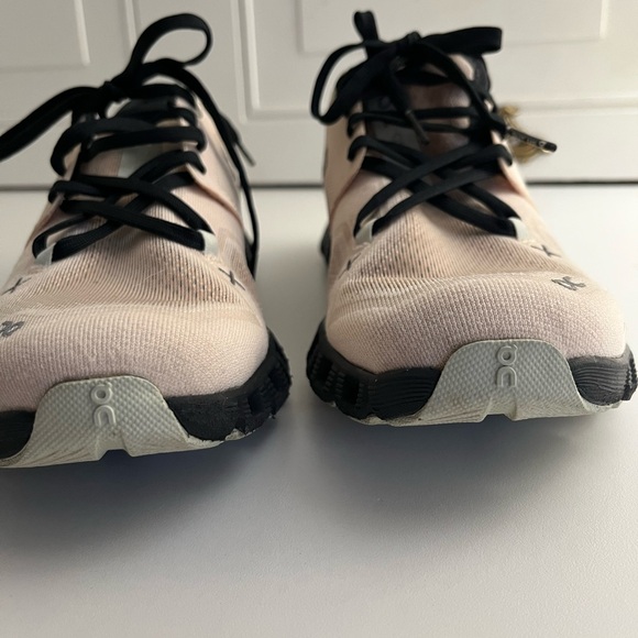 On Running Cloud X 3 fawn magnet Women's biege and Black Athletic Shoes - Picture 3 of 8